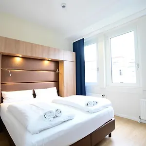 Motel Plus Berlin 3*, Berlin Almanya